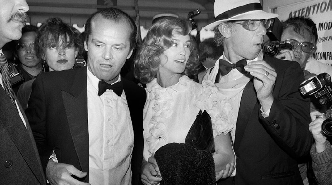 Ο Μπομπ Ράφελσον με Τζακ Νίκολσον και Τζέσικα Λανγκ στην πρεμιέρα της ταινίας «Ο Ταχυδρόμος χτυπά πάντα δύο φορές»