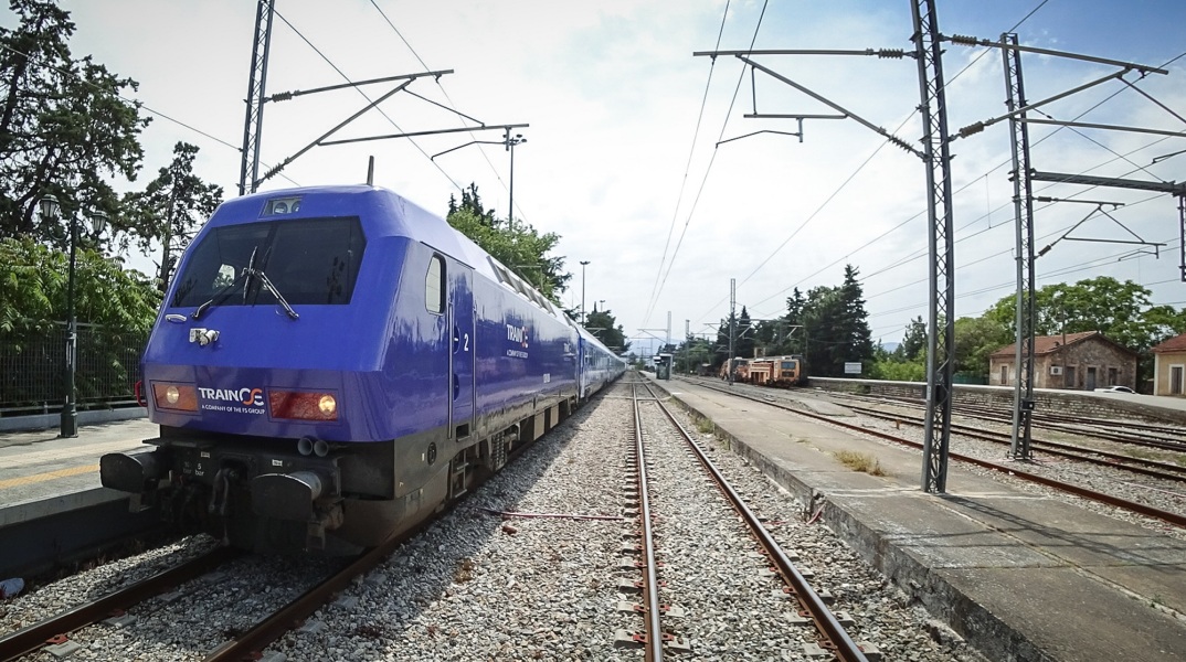 Αποκάλυψη: Παραλίγο τραγωδία στην Χαμοστέρνας τον Δεκέμβριο - Τρένο έπεσε σε ΙΧ επειδή δεν ενημερώθηκαν οι αρμόδιοι [βίντεο]