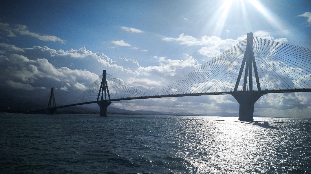 γέφυρα, θάλασσα