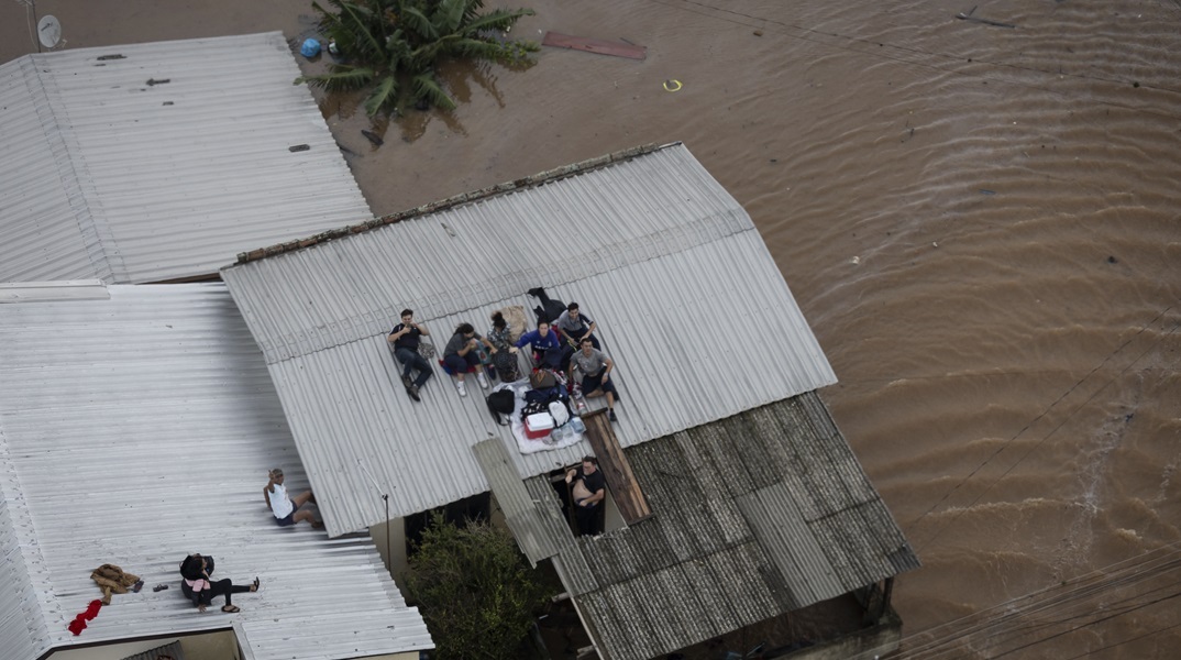 Πλήττεται η Βραζιλία από πρωτοφανείς πλημμύρες: Στις 70.000 οι εκτοπισμένοι, δεκάδες νεκροί και αγνοούμενοι