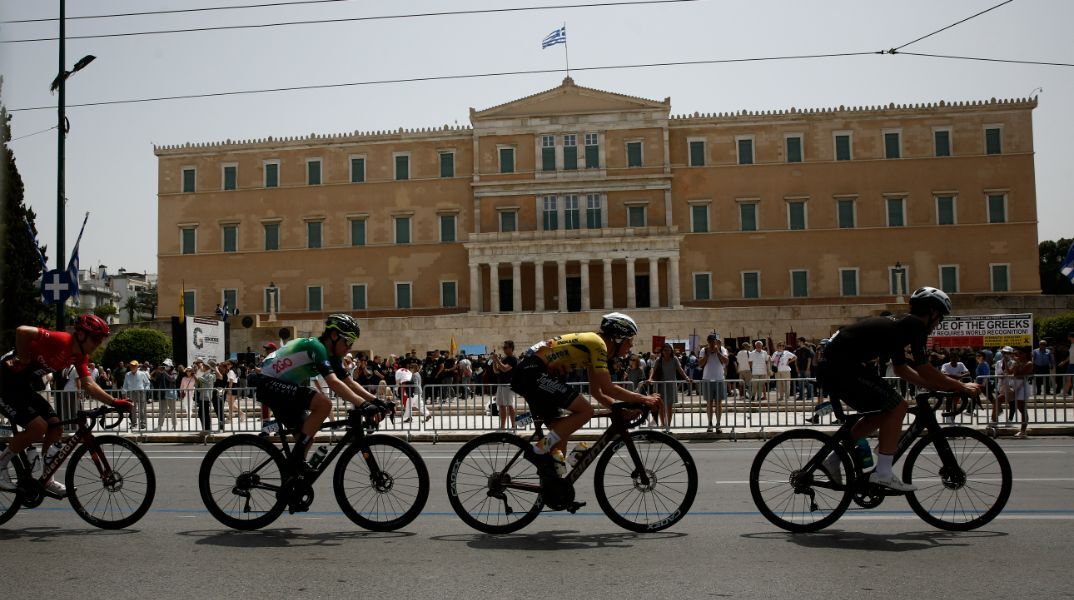 Εκατοντάδες ποδήλατα στους δρόμους της Αθήνας - Φωτογραφίες από τον  τον διεθνή ποδηλατικό γύρο