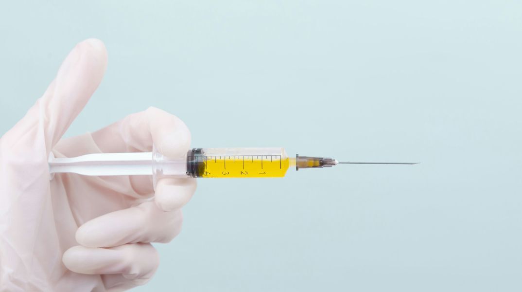Δοκιμές για το εξατομικευμένο αντικαρκινικό εμβόλιο στη Βρετανία