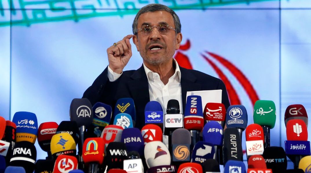 Ιράν: Αποκλείστηκε για τρίτη φορά η υποψηφιότητα Αχμαντινέτζαντ 