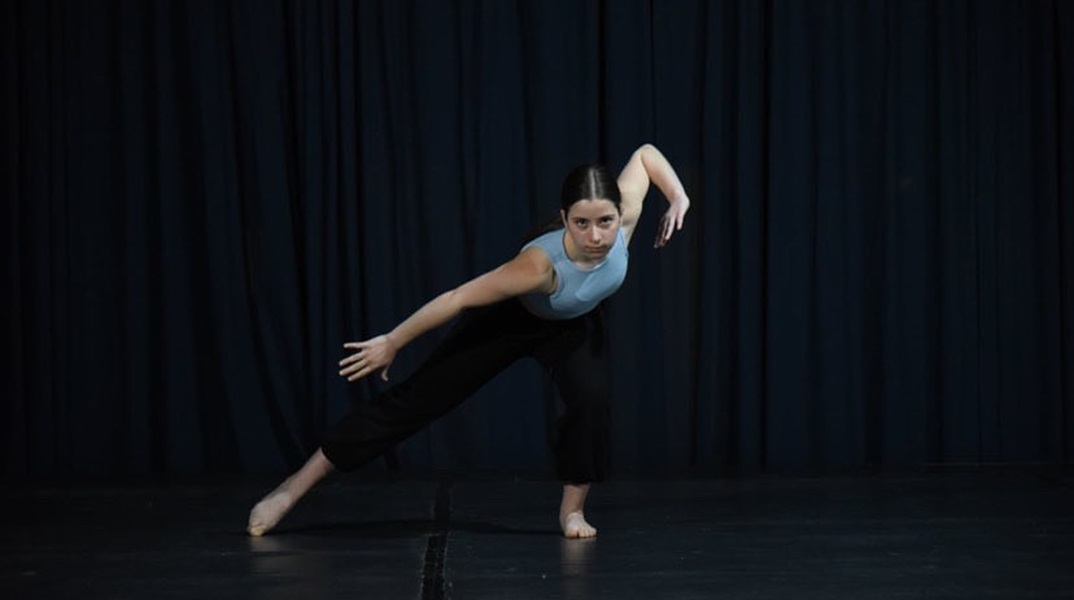 Πανελλήνιες 2024: Η Άρτεμις Νικάκη σάρωσε με 18.250 μόρια αλλά το πάθος της είναι ο χορός
