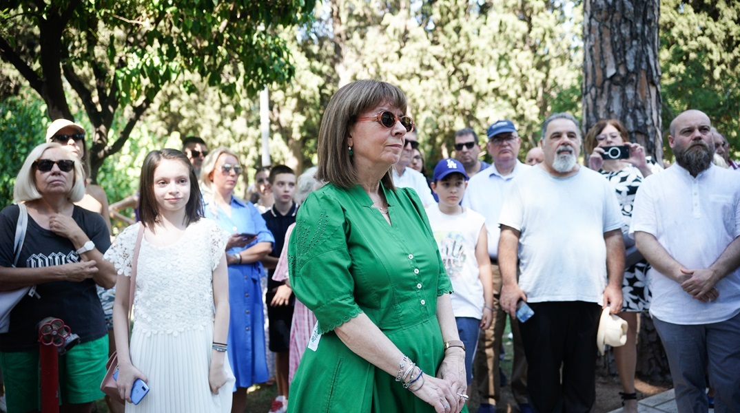 Κατερίνα Σακελλαροπούλου για τις εκδηλώσεις στον κήπο της Προεδρίας: Nιώσαμε για άλλη μια φορά περήφανοι για τη Δημοκρατία μας