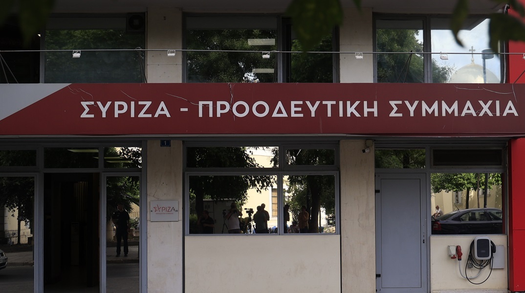 ΣΥΡΙΖΑ για Ρωμανό: Αντί να κρυφτεί και να σιωπήσει, τόλμησε να εκτοξεύσει λάσπη κατά του Κασσελάκη