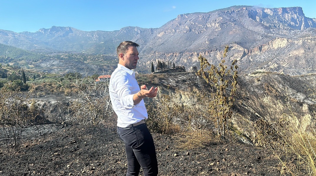 Κασσελάκης από Ξυλόκαστρο: Άλλη μια πυρκαγιά της «εποχής Μητσοτάκη»