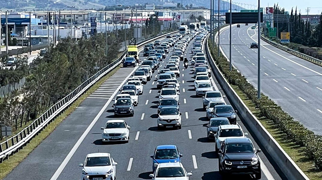 Διαρροή υγραερίου στην Αττική Οδό - Κλειστή η είσοδος στην Κύμης