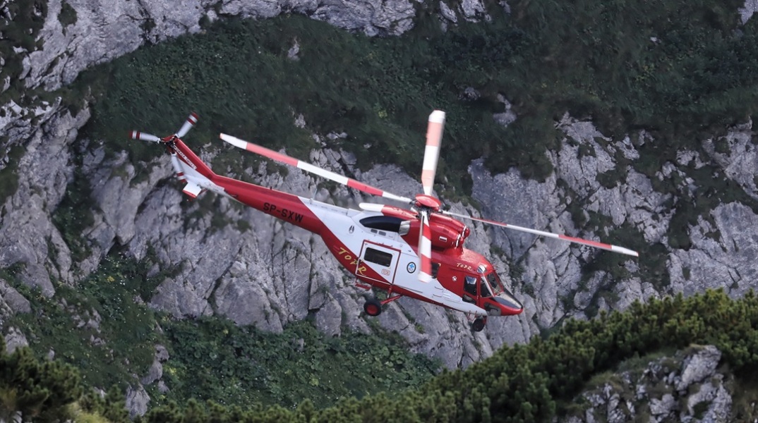 Ιταλία: Διασώστες ανέσυραν την εγκλωβισμένη σπηλαιολόγο - Ήταν παγιδευμένη για τρεις ημέρες