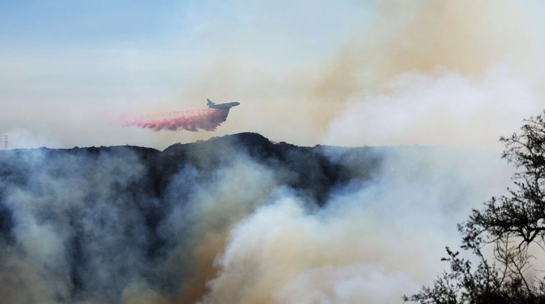 Λος Άντζελες: Στο Σαν Φερνάντο επικεντρώνονται οι προσπάθειες της πυροσβεστικής