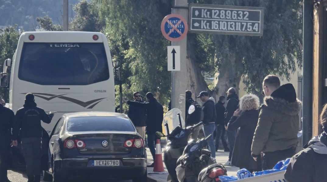 Κύκλωμα προστασίας: Μαραθώνιες οι απολογίες των 10 κατηγορουμένων 