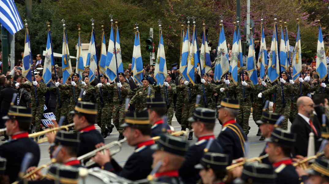 Πρωτοβουλία ενστόλων να δοθεί το 10% των αναδρομικών σε όσους έχουν ανάγκη 