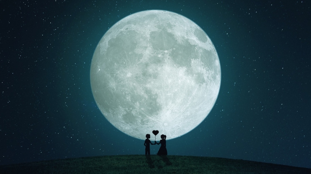 love-moon.jpg