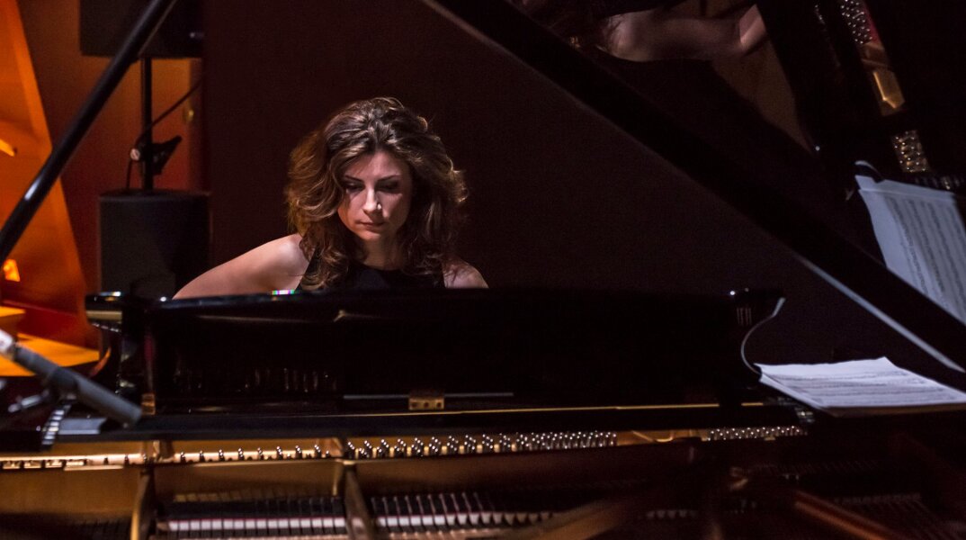 Η πιανίστρια και συνθέτρια Τάνια Γιαννούλη