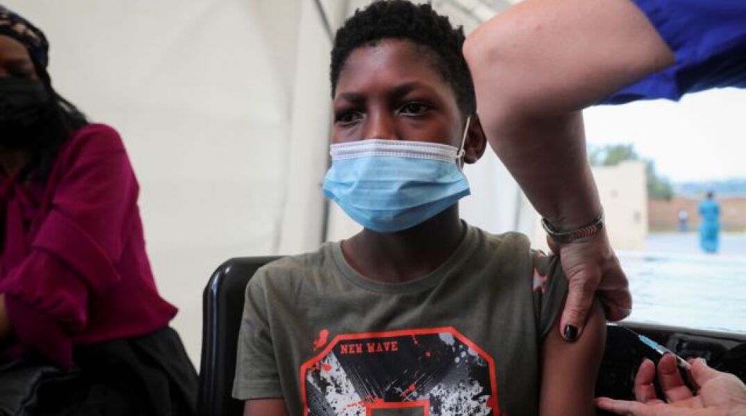 Ν. Αφρική: Τα πρώτα νοσοκομειακά στοιχεία για την Όμικρον σε σχέση με τη Δέλτα