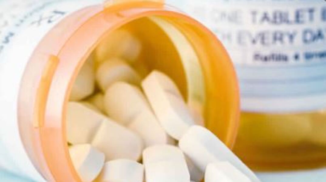 Οι ουσίες που έψαχνε δεν πωλούνται στα φαρμακεία – Τι λέει για την υπόθεση της Πάτρας ο ιατροδικαστής Δ. Γαλεντέρης