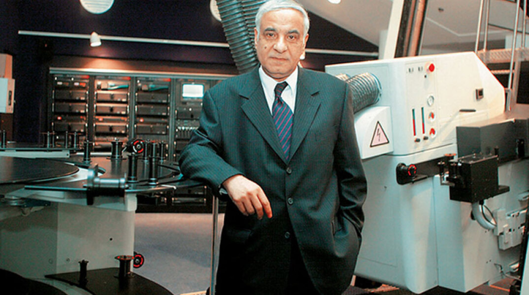 simopoulos.jpg