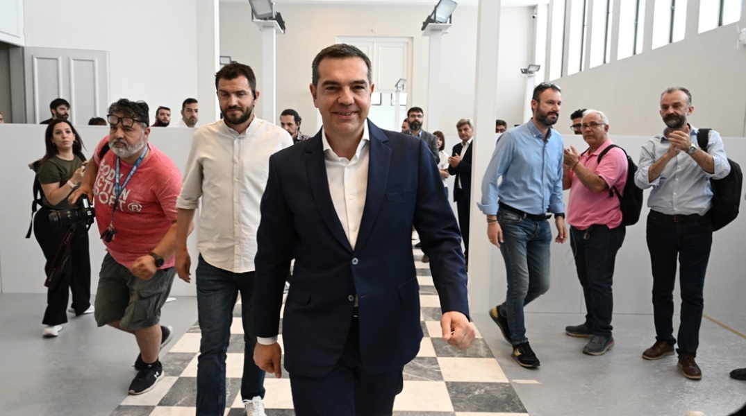 Ο Αλέξης Τσίπρας ανακοίνωσε την Πέμπτη την παραίτησή του από την ηγεσία του ΣΥΡΙΖΑ