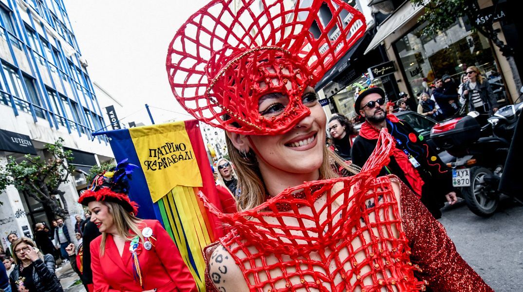 Απόκριες 2024: Με ενθουσιασμό ξεκίνησε η μεγάλη καρναβαλική παρέλαση στην Πάτρα - Η πόλη γιορτάζει - Live εικόνα από τις εκδηλώσεις.