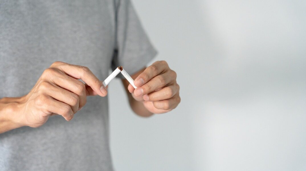 Γιάννη, κράτα την αναπνοή σου: Το πανέξυπνο σποτ για τη διακοπή του καπνίσματος 