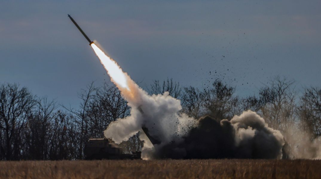Πόλεμος στην Ουκρανία - Politico: «Πράσινο» για ουκρανικά χτυπήματα σε ρωσικό έδαφος με όπλα των ΗΠΑ - Ρώσος βουλευτής προειδοποίησε για «ασύμμετρη» απάντηση