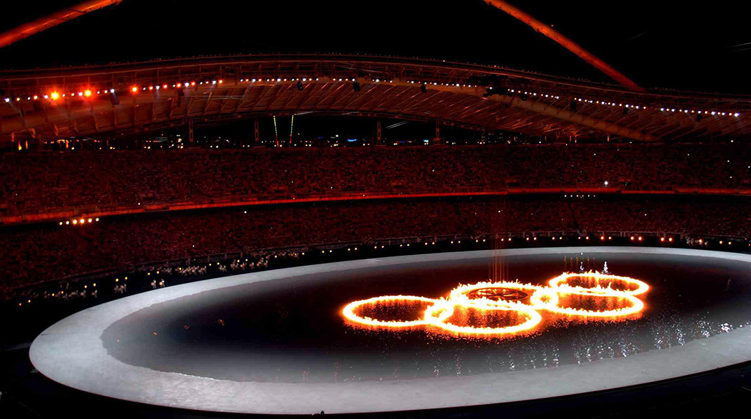 Η εικοσάχρονη ολυμπιακή επέτειος: Η πολιτική διάσταση