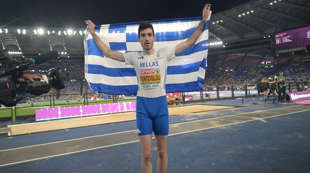 Μίλτος Τεντόγλου: Με άλμα στα 8.65 κατέκτησε το χρυσό μετάλλιο στο Ευρωπαϊκό Πρωτάθλημα στίβου της Ρώμης ο Έλληνας αθλητής - Οι δηλώσεις του. 