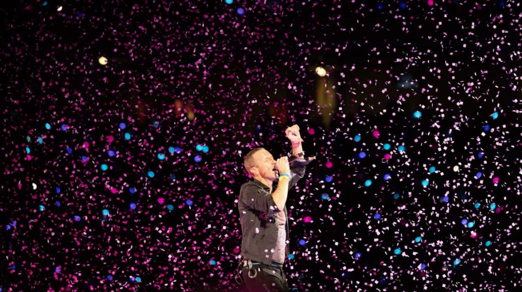 Coldplay: Η έκπληξη με τον Έλληνα τραγουδιστή στη σκηνή
