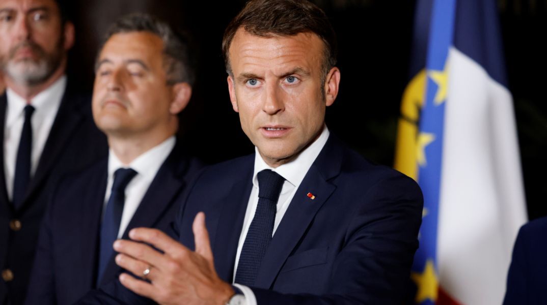 Γαλλία - βουλευτικές εκλογές: Απόψε η πρώτη τηλεμαχία μεταξύ των τριών πολιτικών συνασπισμών - Ο πρόεδρος Μακρόν προειδοποιεί για κίνδυνο «εμφύλιου πολέμου».