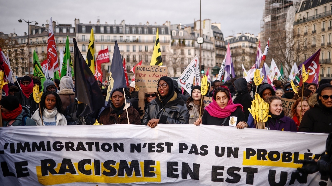 Ο ρατσισμός αυξάνεται ραγδαία στη Γαλλία