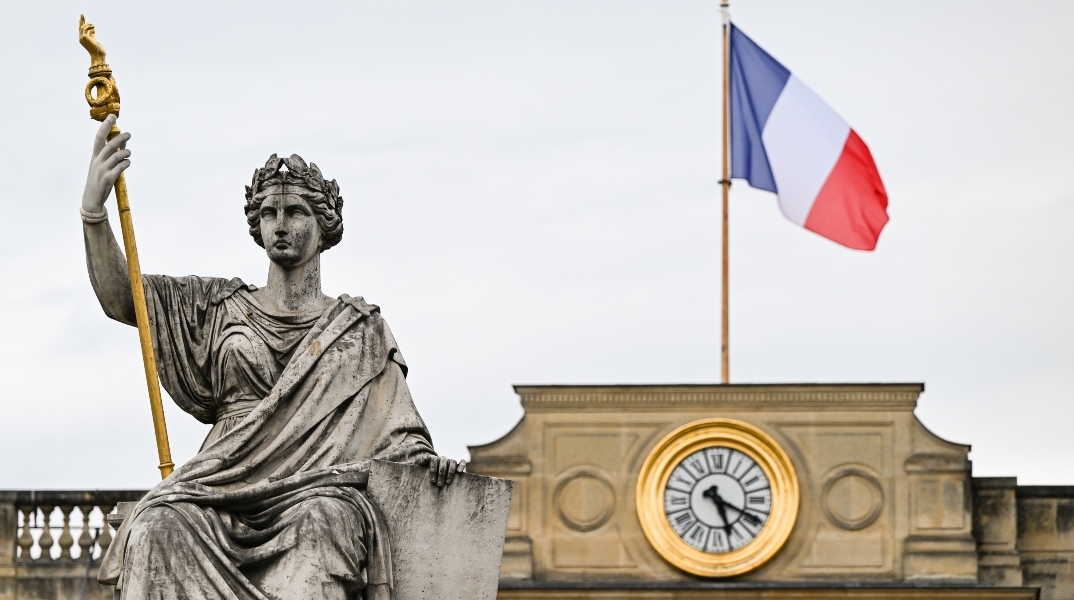Γαλλική εθνοσυνέλευση: ευρύ κέντρο, φανατικά άκρα
