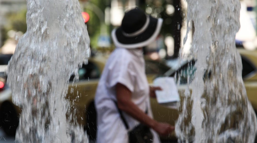 Δήμος Αθηναίων: Ανοιχτές οι κλιματιζόμενες Λέσχες Φιλίας λόγω καύσωνα