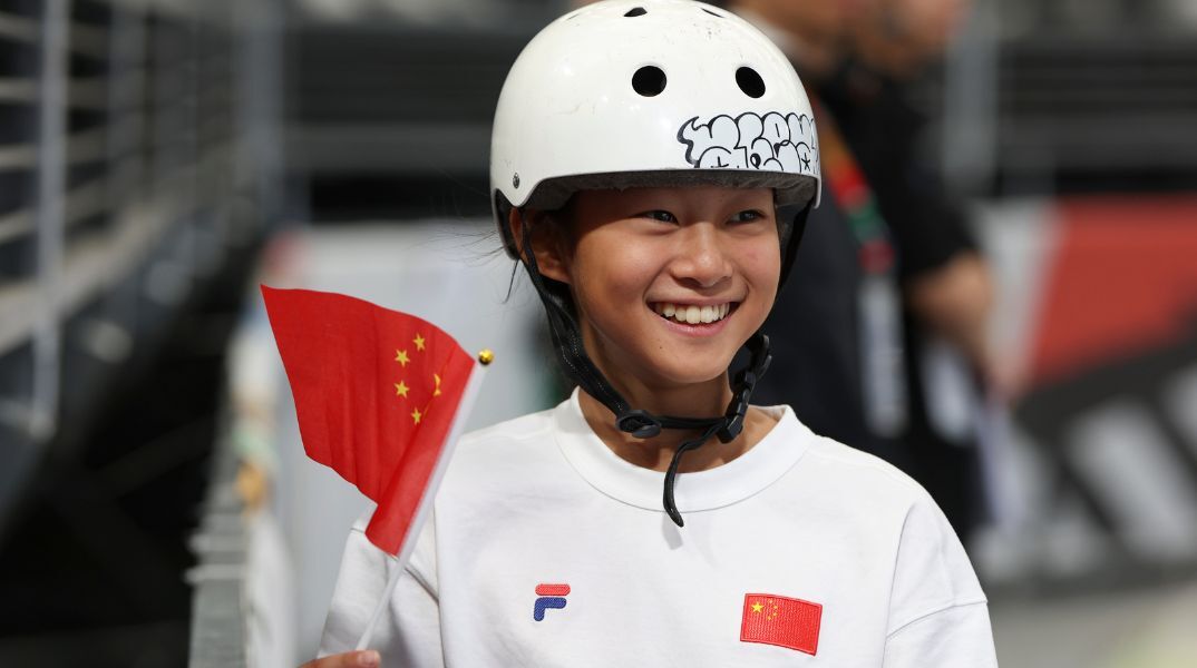 Ολυμπιακοί Αγώνες Παρίσι 2024: Η Ζενγκ Χαοχάο νεότερη αθλήτρια της διοργάνωσης - Αγωνίζεται στο σκέιτμπορντ και μόλις αποφοίτησε από το δημοτικό.