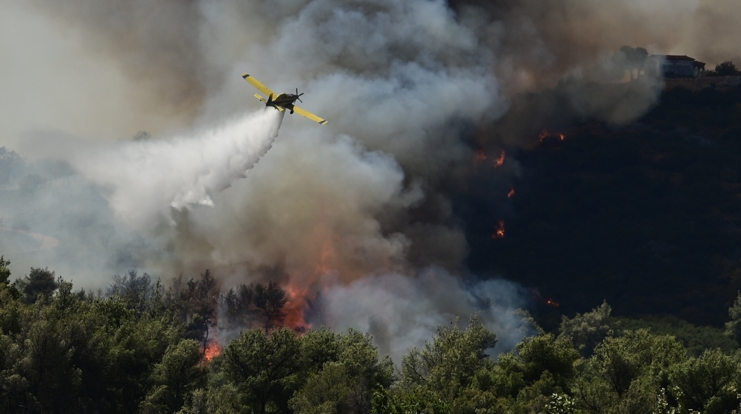 Φωτιά στην Αττική: H Κύπρος στέλνει βοήθεια στην Ελλάδα 