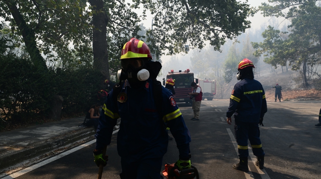 Φωτιά στην Αττική: Κλειστοί δρόμοι και κυκλοφοριακές ρυθμίσεις