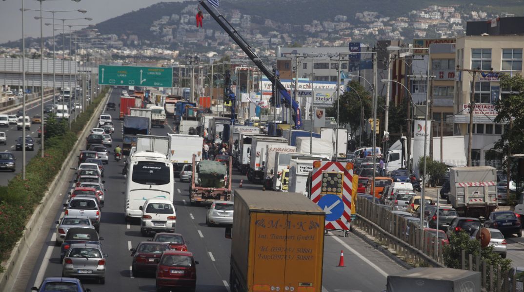 ΕΚΟ Ράλλυ Ακρόπολις: Κυκλοφοριακές ρυθμίσεις για φορτηγά το Σάββατο 