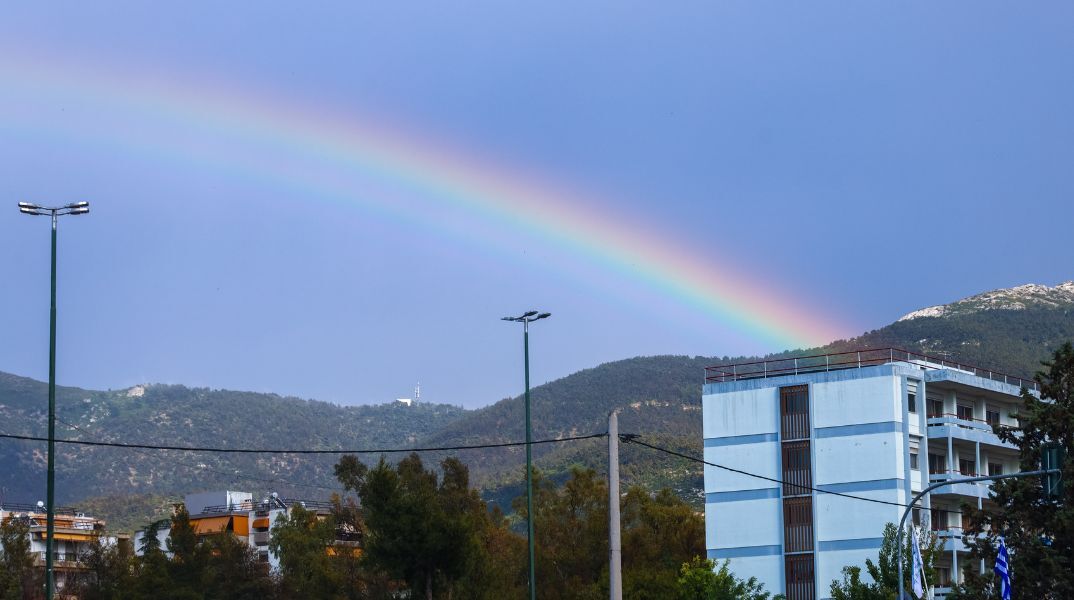 Καιρός: Βελτιωμένος την Κυριακή 22 Σεπτεμβρίου με τοπικές βροχές - Η αναλυτική πρόγνωση του meteo και της Εθνικής Μετεωρολογικής Υπηρεσίας. 