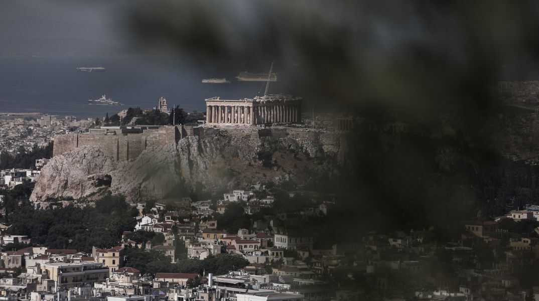 O καιρός την Κυριακή 13 Οκτωβρίου 2024: Νεφώσεις και τοπικές βροχές, μικρή πτώση θερμοκρασίας - Αναλυτική πρόγνωση από το meteo και την ΕΜΥ