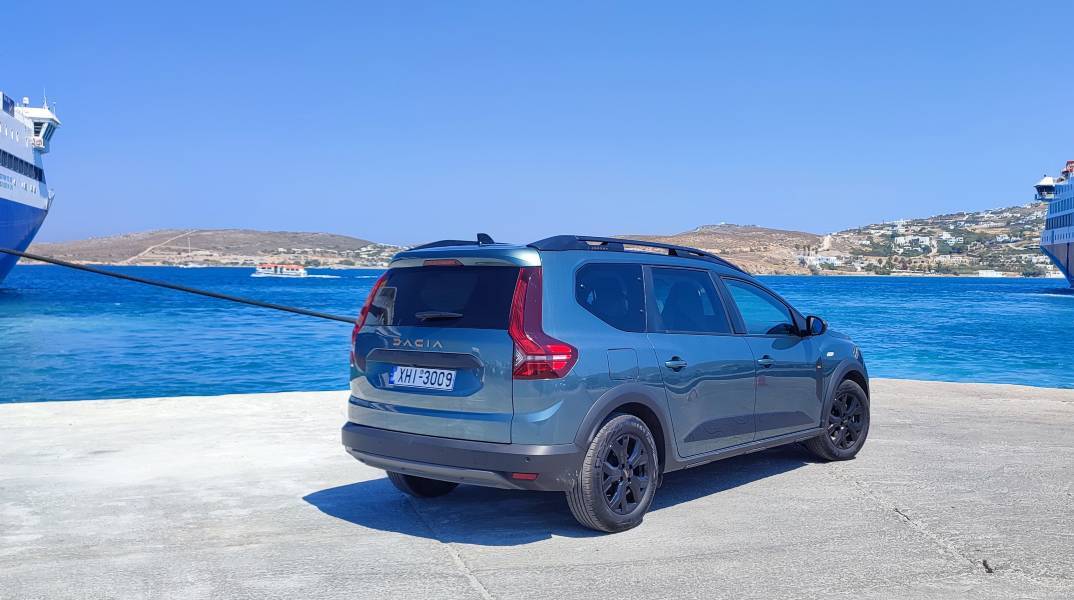 Το 7θέσιο Dacia Jogger LPG έχει αυτονομία πάνω από 1000 χλμ, είναι προσιτό και απίστευτα οικονομικό