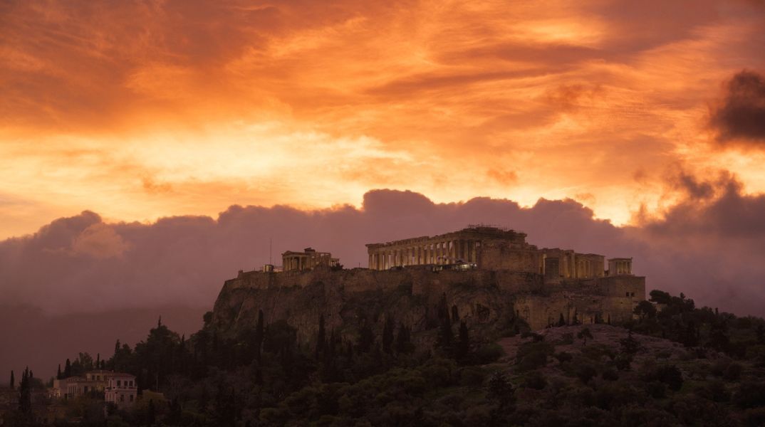 Ο καιρός τη Δευτέρα 14 Οκτωβρίου - Αναλυτική πρόγνωση για όλη την Ελλάδα από το meteo και την Εθνική Μετεωρολογική Υπηρεσία.