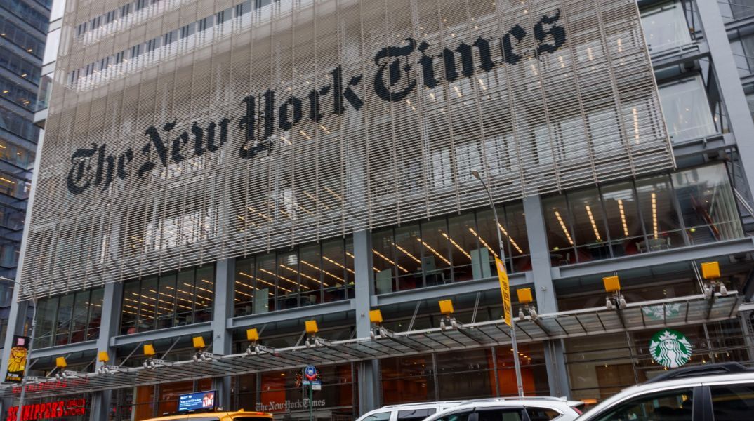 Οι New York Times κατηγορούν την εταιρεία τεχνητής νοημοσύνης Perplexity AI ότι τους κλέβει τα κείμενα 