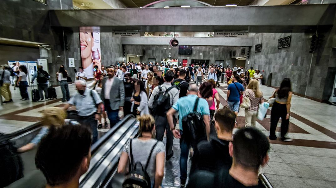 Απειλή για βόμβες σε κεντρικά σημεία της Αθήνας