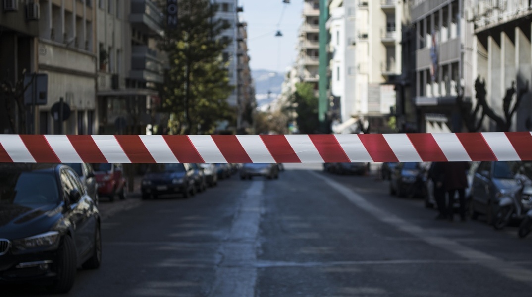 Κορδέλα για το κλείσιμο δρόμων για τα οχήματα