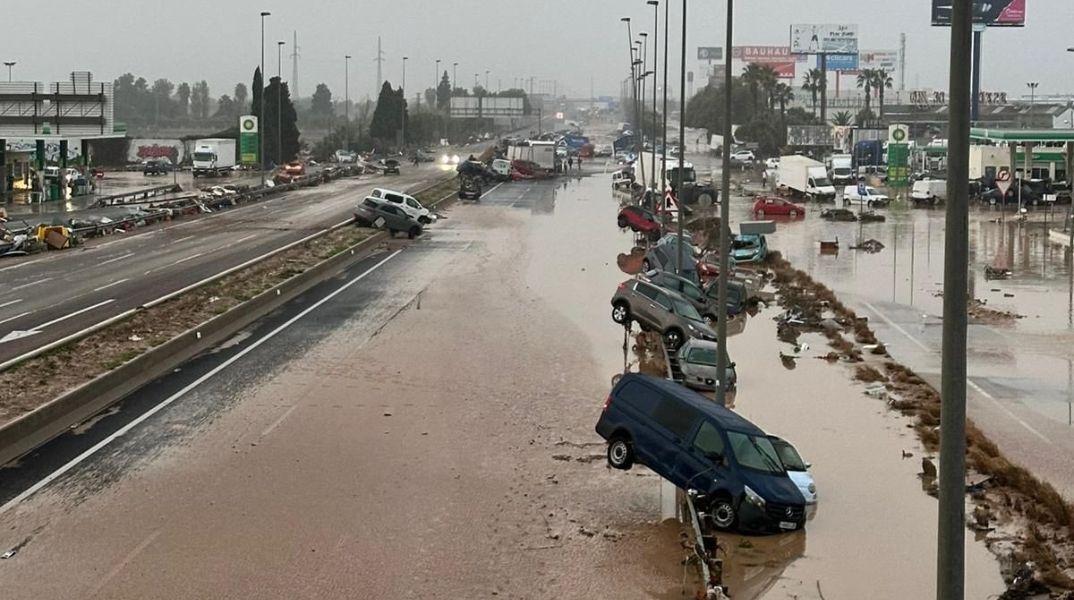 Ανείπωτη τραγωδία στην Ισπανία: 51 οι νεκροί από τις πλημμύρες στην Βαλένθια