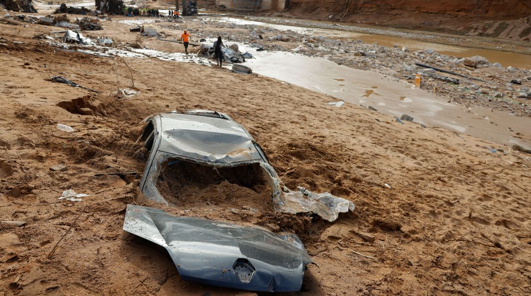 Ισπανία: 217 οι νεκροί από τις πλημμύρες