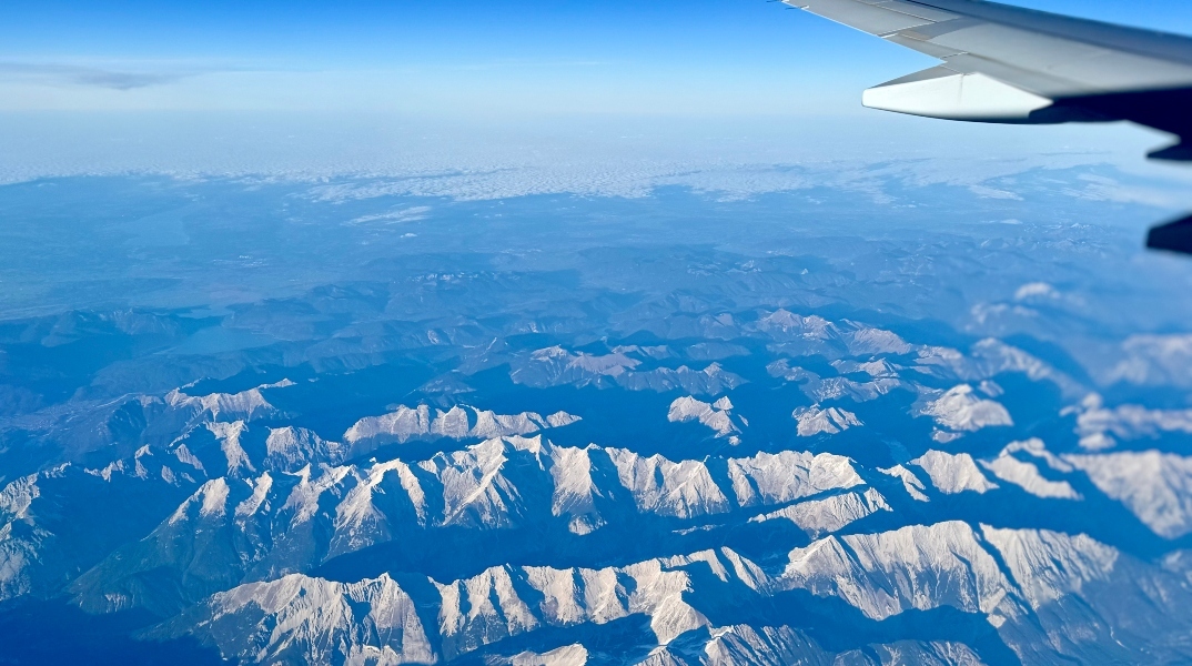 Στις κορφές των Άλπεων για ποδήλατο και ορειβασία αντί για σκι; 