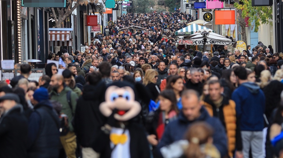 Κοσμοπλημμύρα στην Ερμού