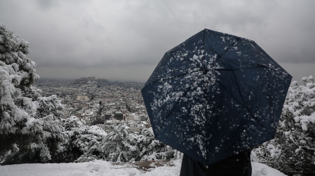 Καιρός: Επιδείνωση έως την Τρίτη με βροχές και καταιγίδες, χιονοπτώσεις, πτώση της θερμοκρασίας και θυελλώδεις ανέμους - Αναλυτική πρόγνωση