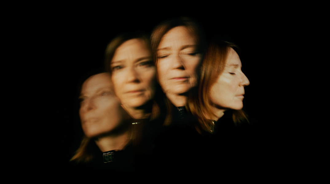 Release Athens 2025: Η Beth Gibbons έρχεται στο Δημοτικό Θέατρο Λυκαβηττού