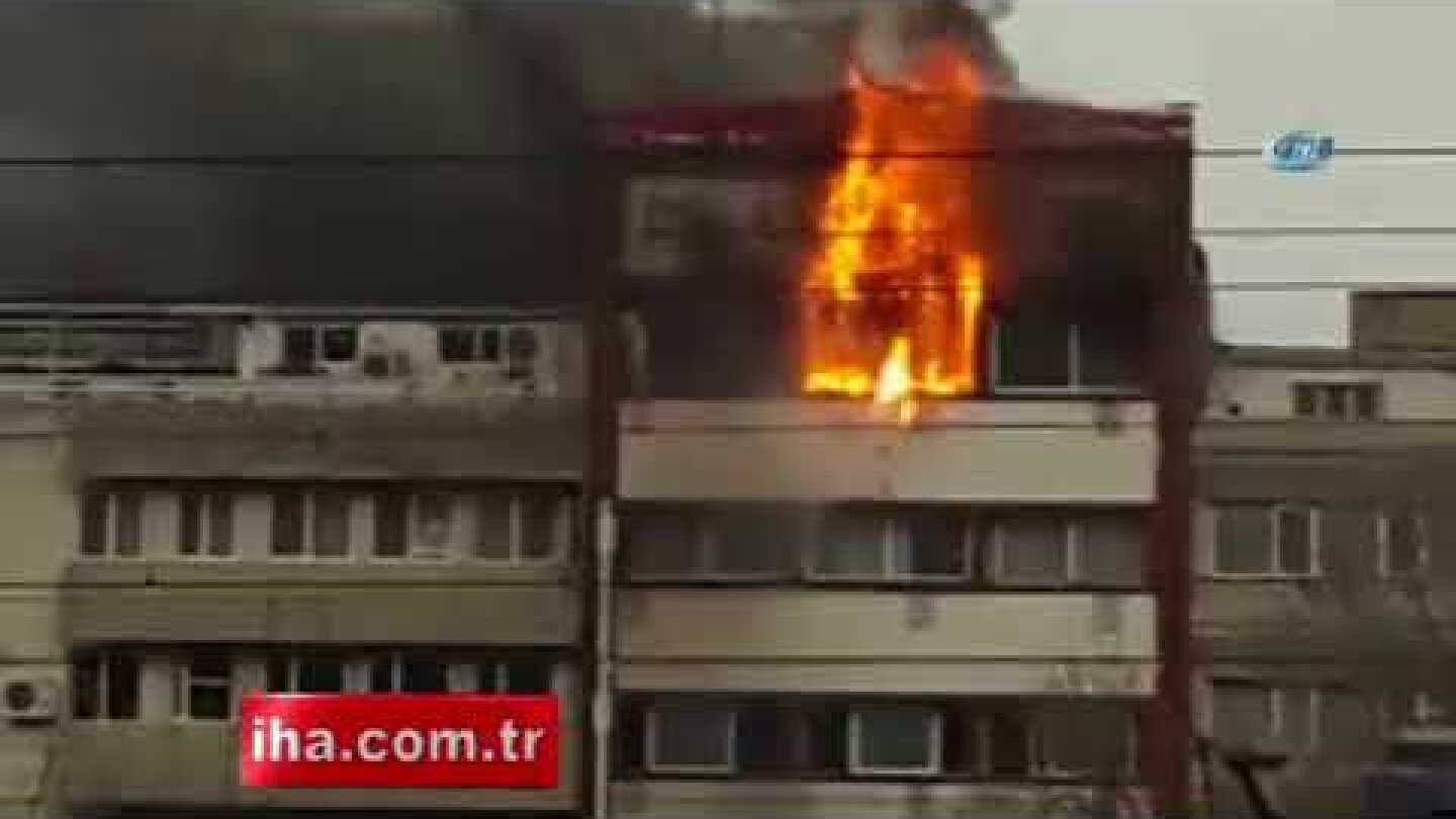 Yangın çıkan otel binasından atlayanlar kamerada